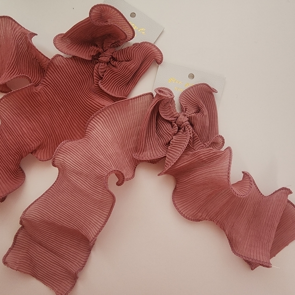 NWT Free People Rizzo Crinkled Bow Rusty Pink - Picture 6 of 13